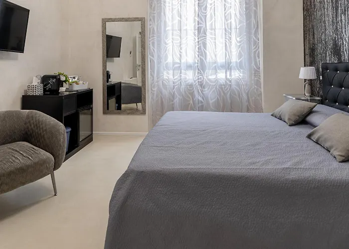 Flower Rooms Cagliari